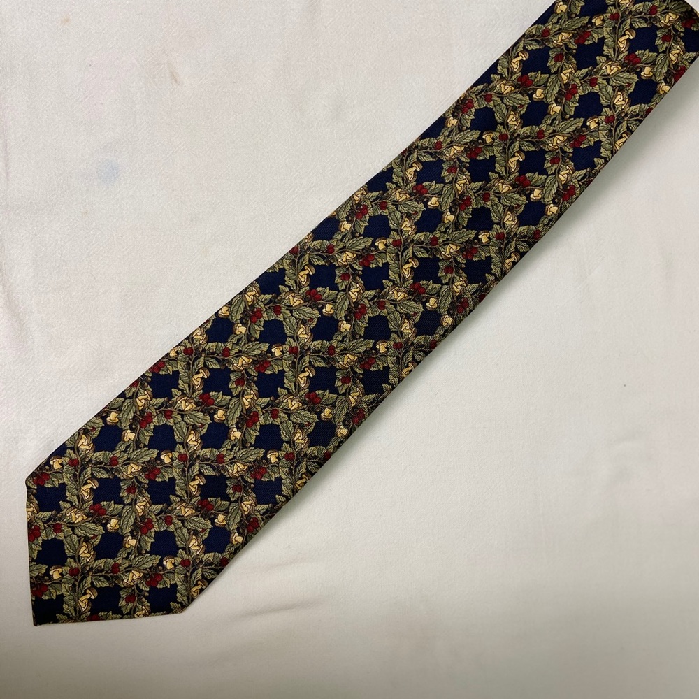 Burberry’s men’s tie - Picture 2 of 4